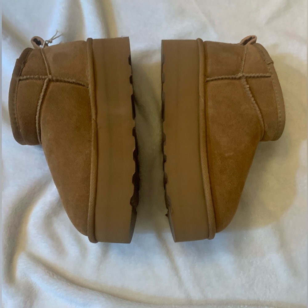 Mega platform fuzzy Ugg lookalikes!!!